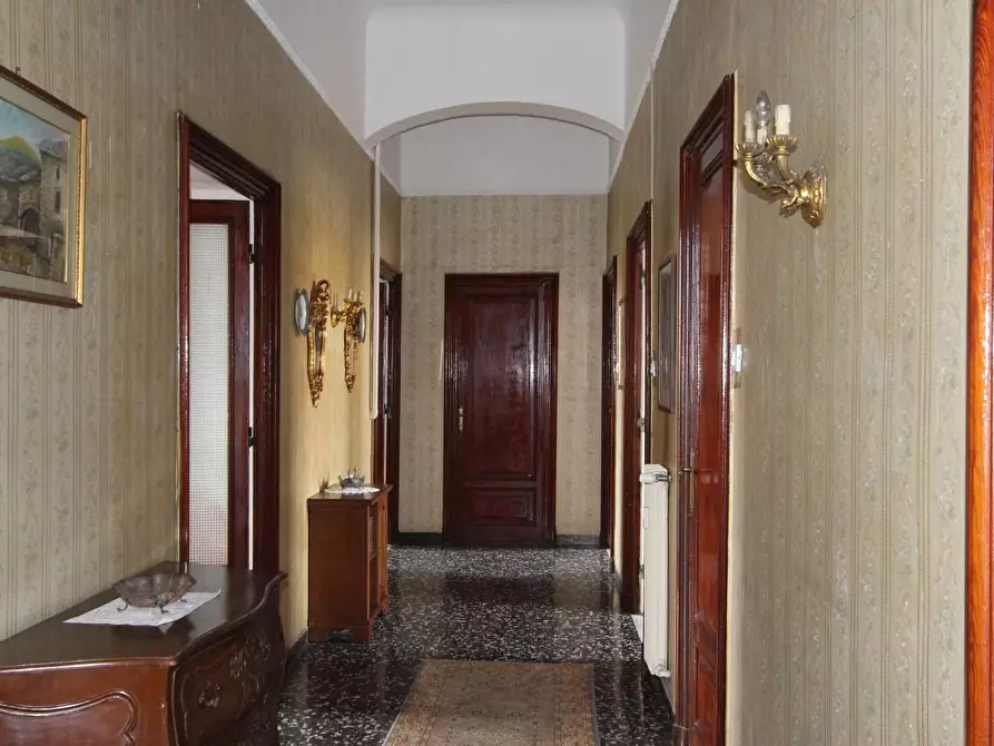 Immagine 14 di Appartamento in vendita  a La Spezia