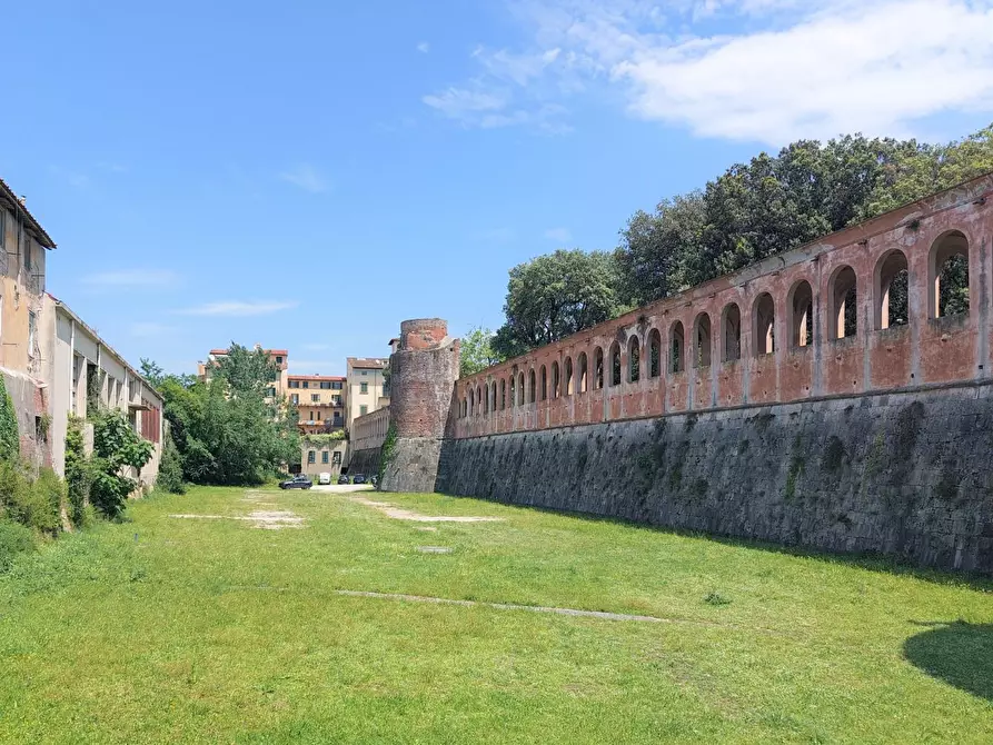 Immagine 1 di Appartamento in vendita  a Pisa