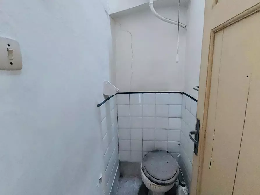 Immagine 17 di Villa in vendita  a Viareggio