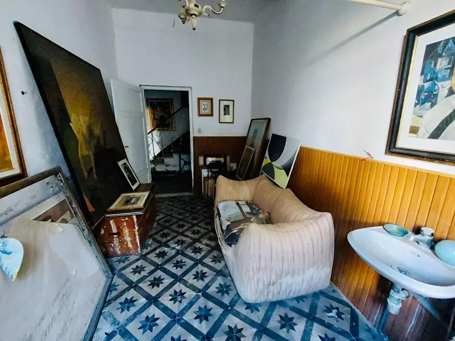 Immagine 8 di Villa in vendita  a Viareggio