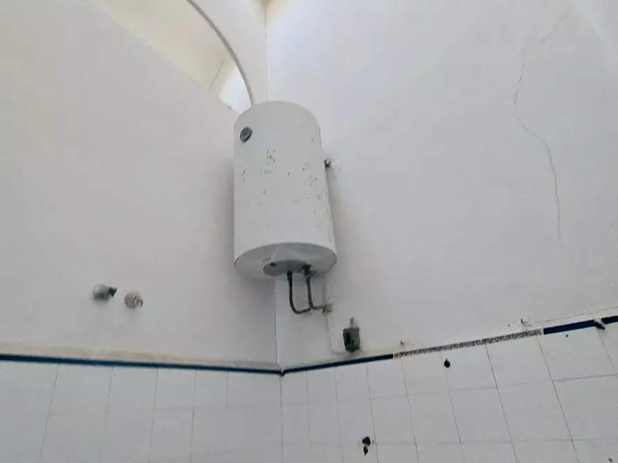 Immagine 16 di Villa in vendita  a Viareggio