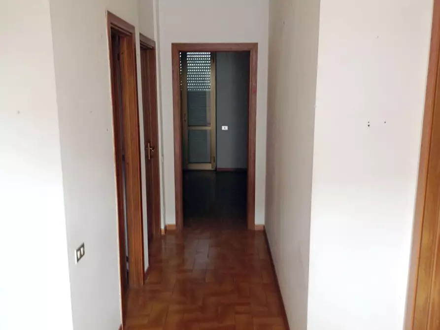 Immagine 4 di Villetta a schiera in vendita  a Massa