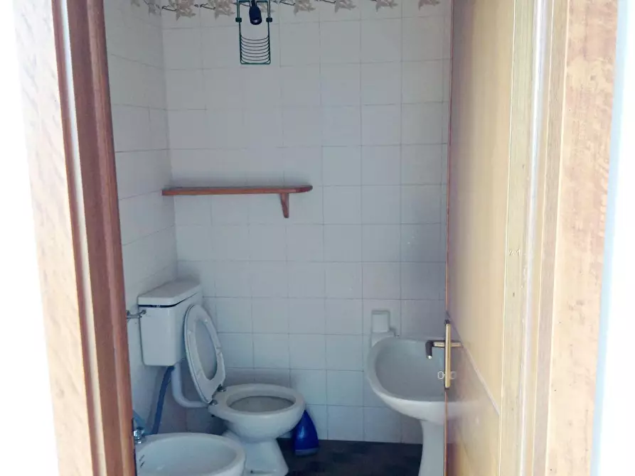 Immagine 5 di Villetta a schiera in vendita  a Massa