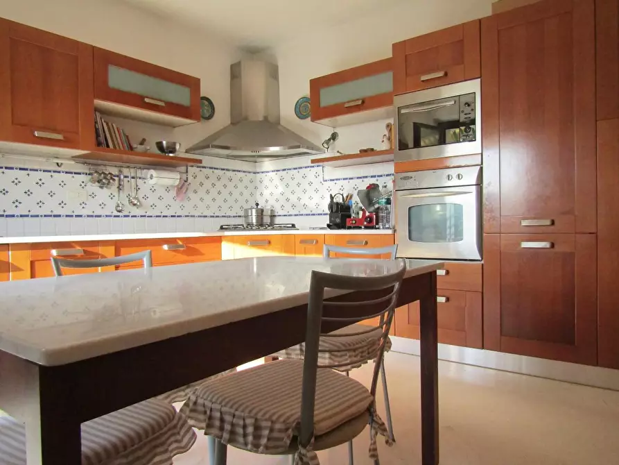 Immagine 26 di Appartamento in vendita  a Carrara