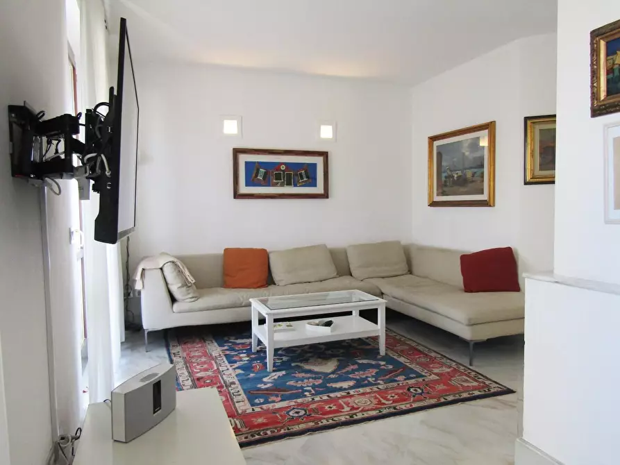 Immagine 17 di Appartamento in vendita  a Carrara