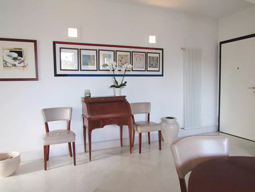 Immagine 19 di Appartamento in vendita  a Carrara