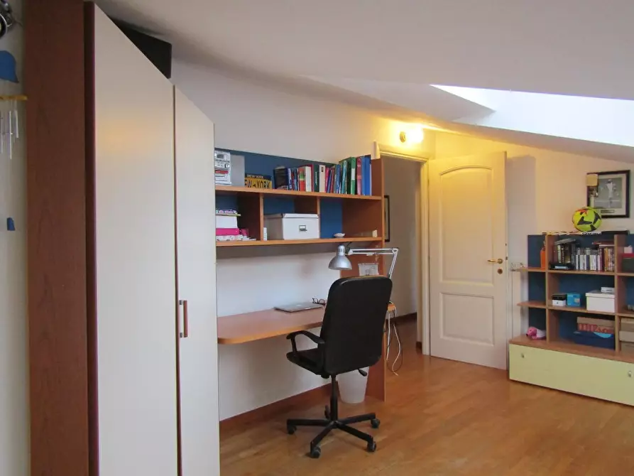 Immagine 48 di Appartamento in vendita  a Carrara