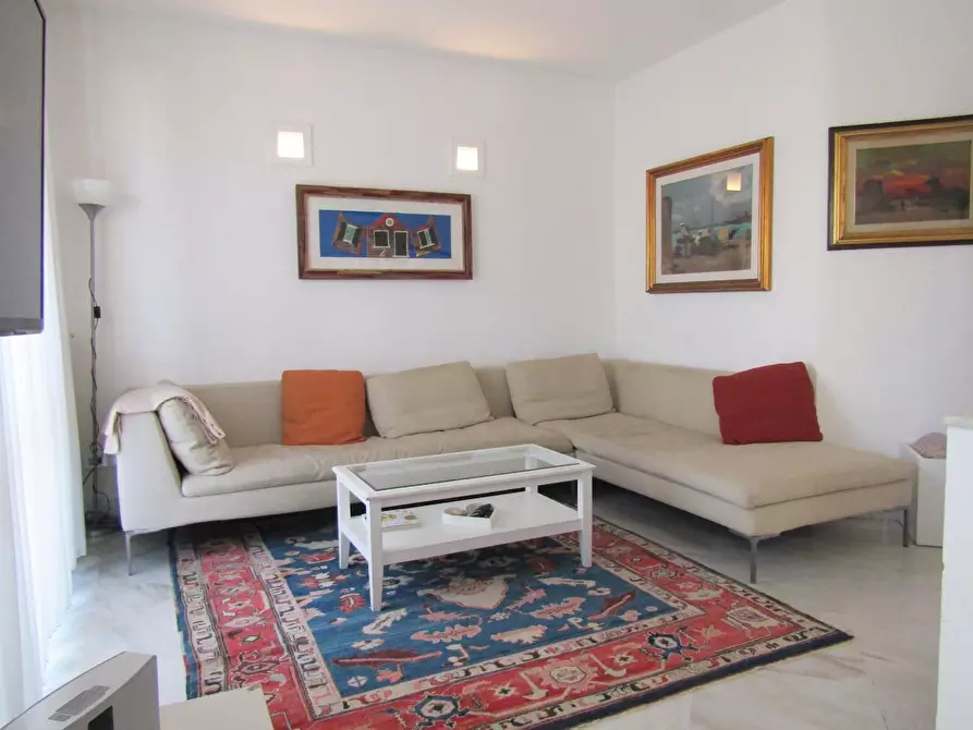 Immagine 16 di Appartamento in vendita  a Carrara