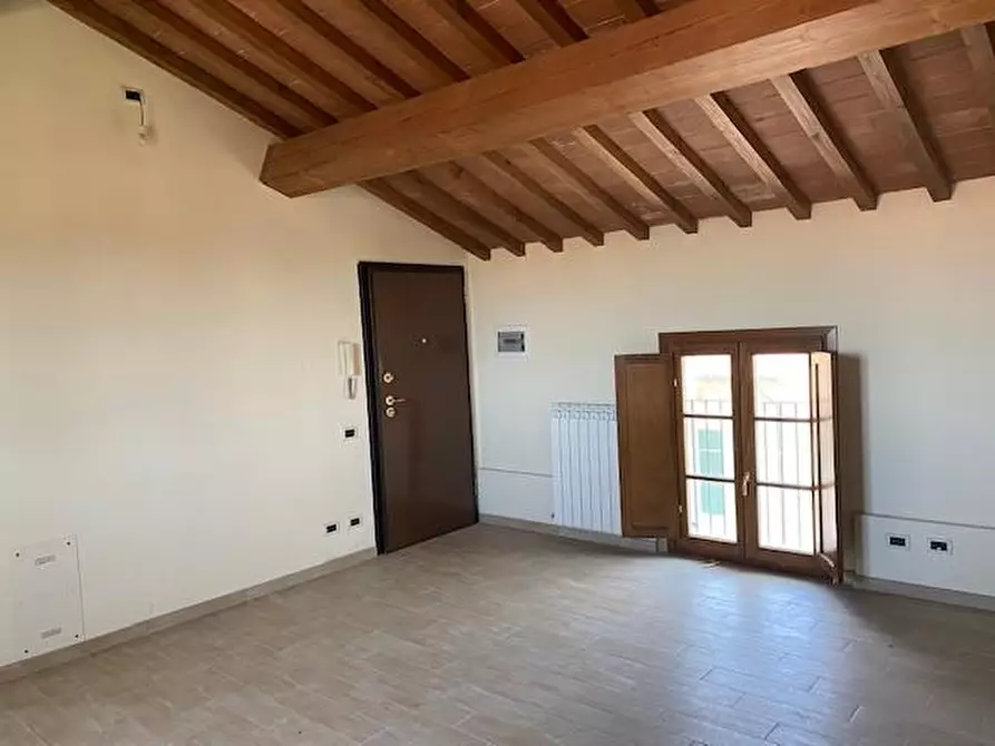 Immagine 3 di Appartamento in vendita  a San Giuliano Terme