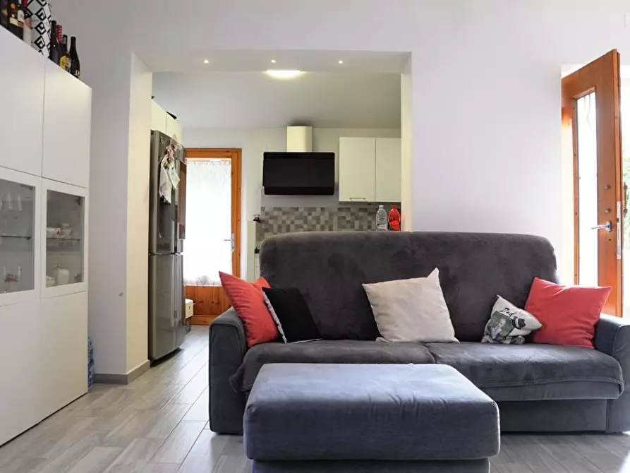 Immagine 3 di Casa bifamiliare in vendita  a Colle Di Val D'elsa