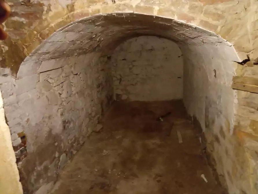 Immagine 34 di Appartamento in vendita  a Peccioli