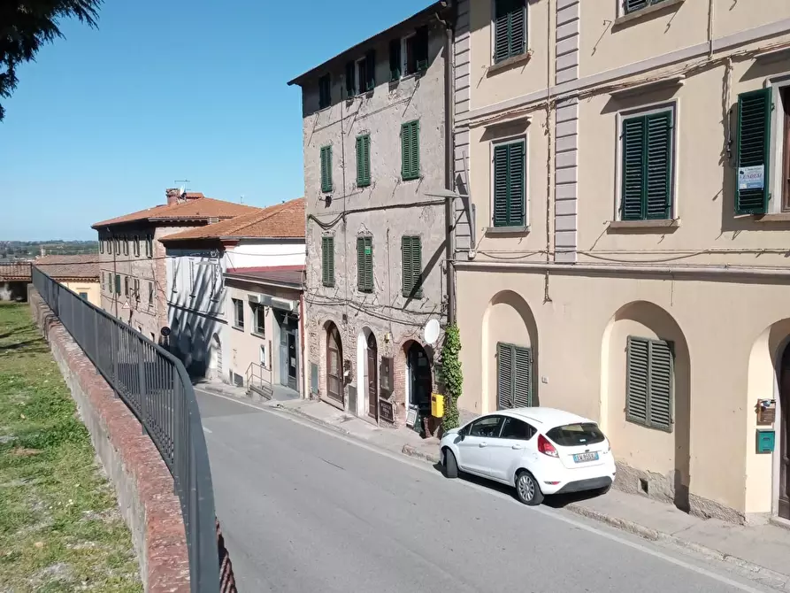 Immagine 3 di Appartamento in vendita  a Peccioli