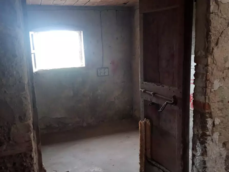 Immagine 38 di Appartamento in vendita  a Peccioli