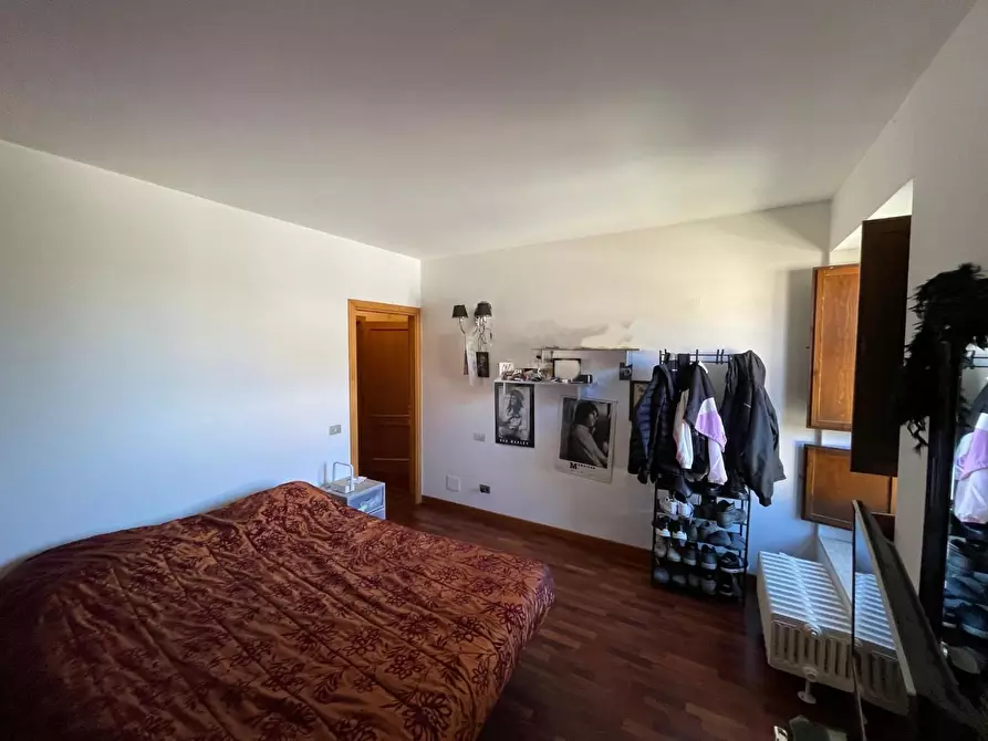 Immagine 6 di Appartamento in vendita  a Poggibonsi