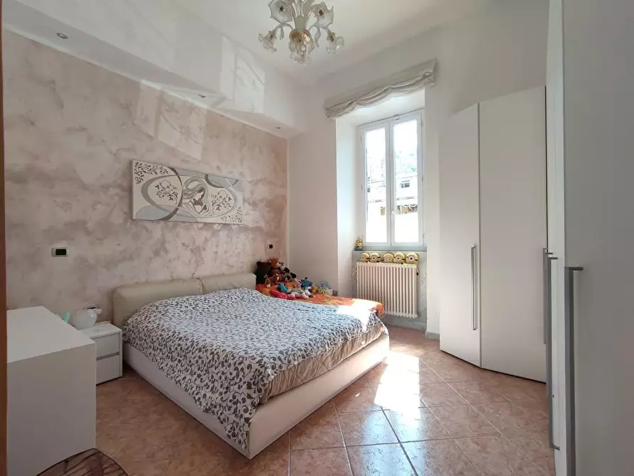 Immagine 22 di Appartamento in vendita  a Carrara