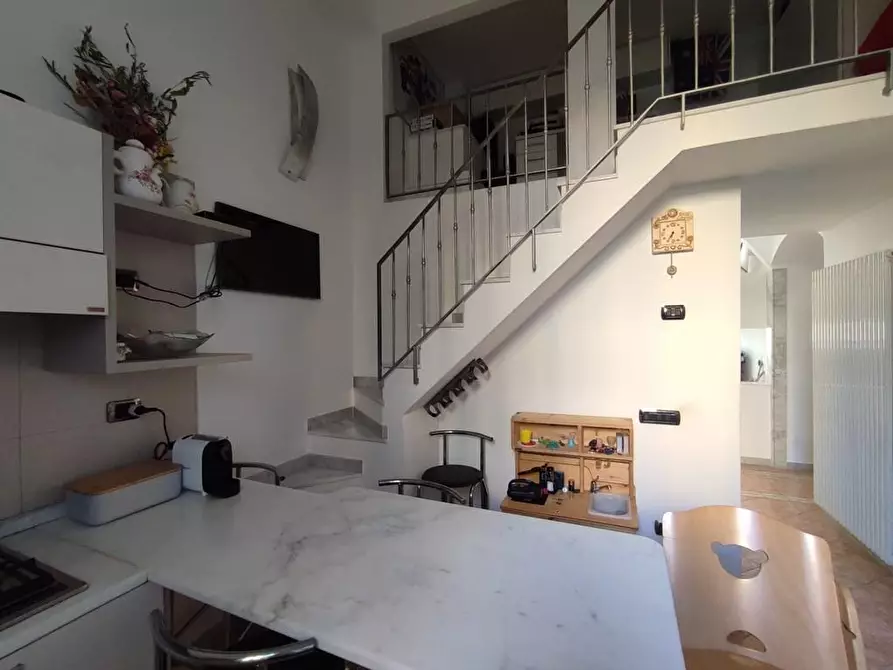 Immagine 21 di Appartamento in vendita  a Carrara