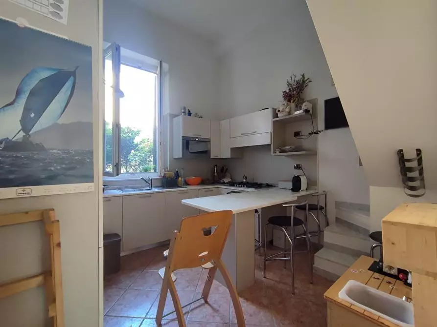 Immagine 18 di Appartamento in vendita  a Carrara