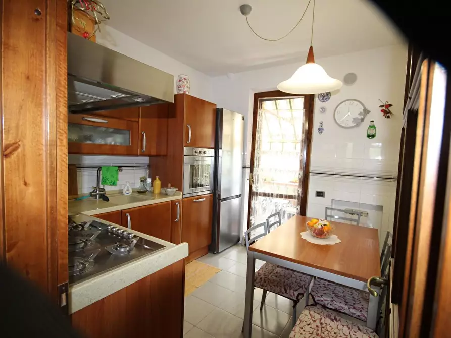 Immagine 3 di Appartamento in vendita  a Siena