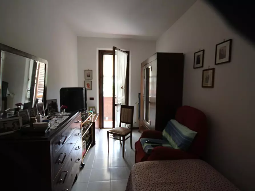 Immagine 5 di Appartamento in vendita  a Siena