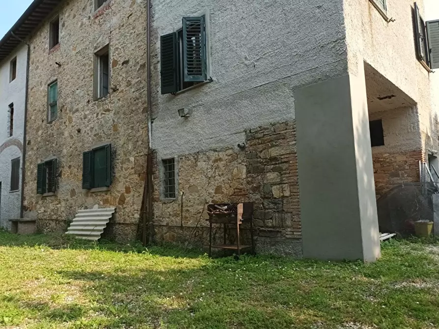Immagine 5 di Terreno residenziale in vendita  a Capannori