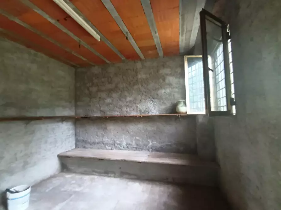 Immagine 12 di Terreno residenziale in vendita  a Capannori