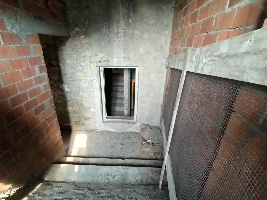 Immagine 40 di Terreno residenziale in vendita  a Capannori