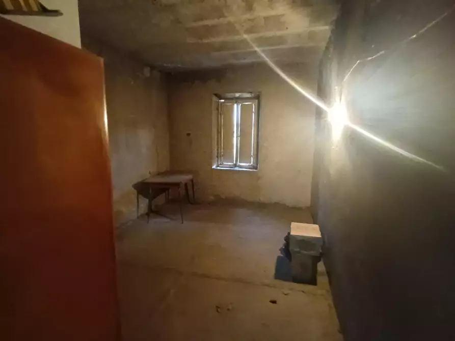 Immagine 36 di Terreno residenziale in vendita  a Capannori