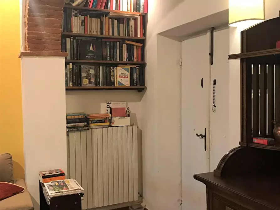 Immagine 12 di Appartamento in affitto  a Pisa