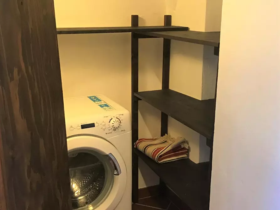 Immagine 17 di Appartamento in affitto  a Pisa
