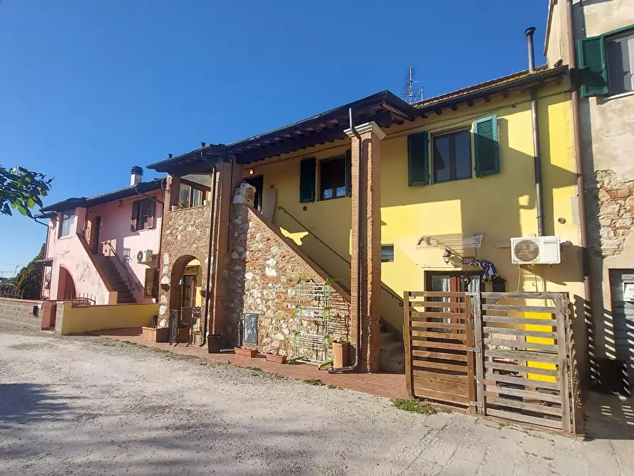 Immagine 10 di Appartamento in vendita  a Calcinaia