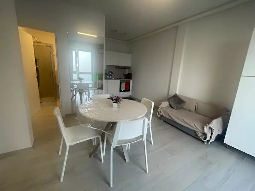 Immagine 5 di Appartamento in vendita  a Massa