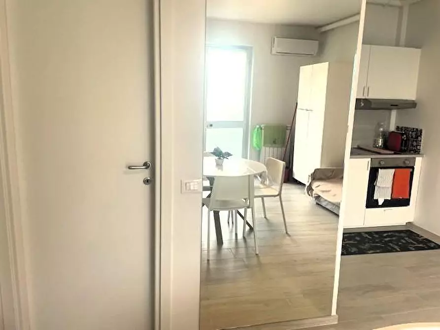 Immagine 8 di Appartamento in vendita  a Massa