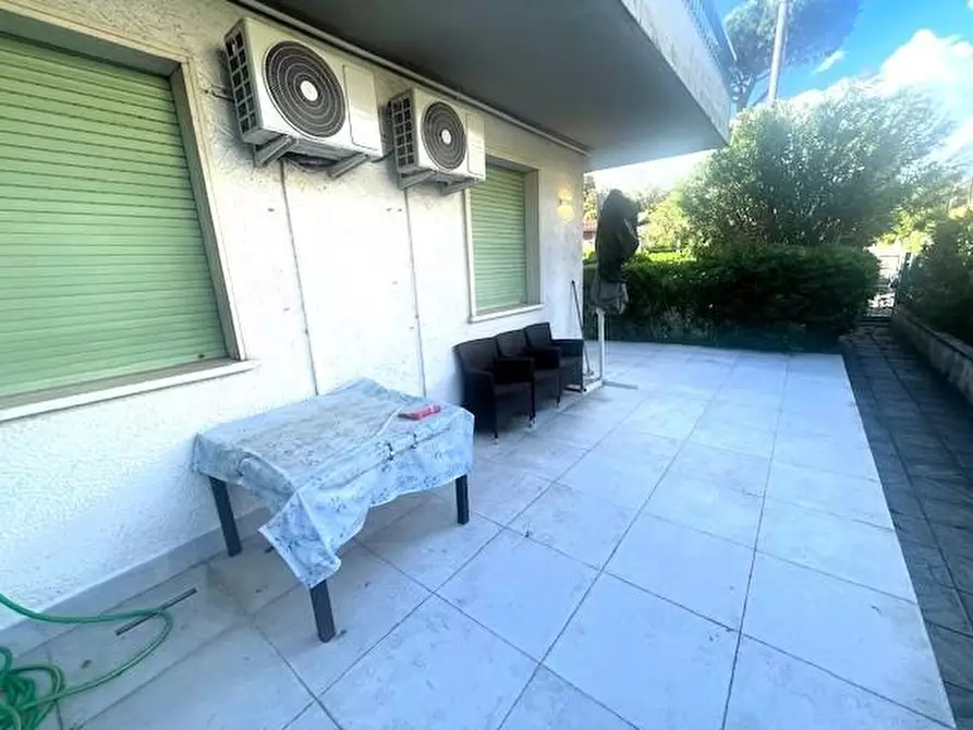 Immagine 28 di Appartamento in vendita  a Massa