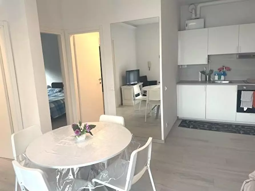 Immagine 4 di Appartamento in vendita  a Massa