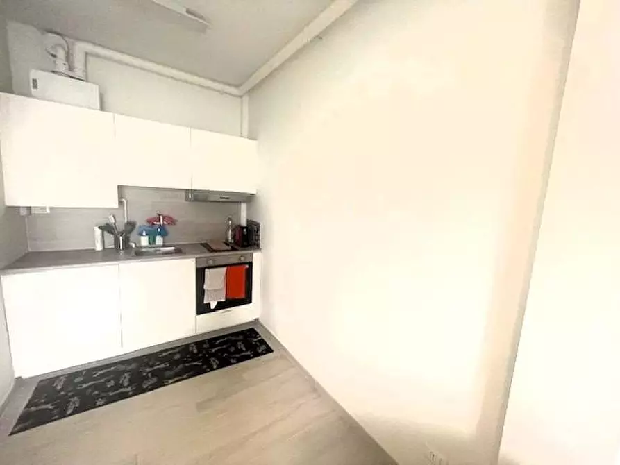 Immagine 9 di Appartamento in vendita  a Massa