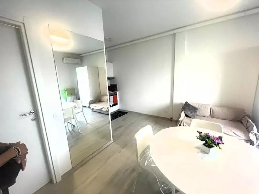 Immagine 15 di Appartamento in vendita  a Massa