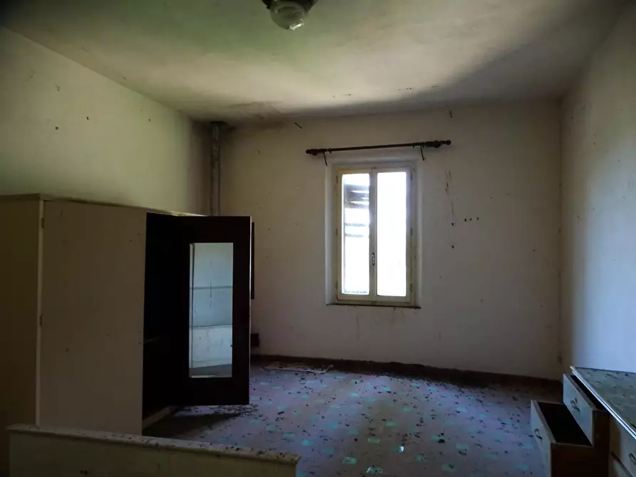 Immagine 23 di Casa colonica in vendita  a San Miniato