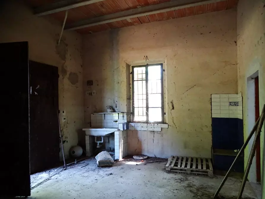 Immagine 20 di Casa colonica in vendita  a San Miniato