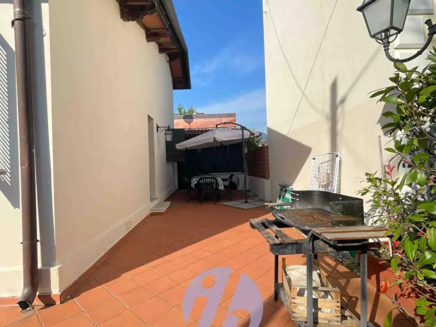 Immagine 4 di Casa bifamiliare in vendita  a Pietrasanta