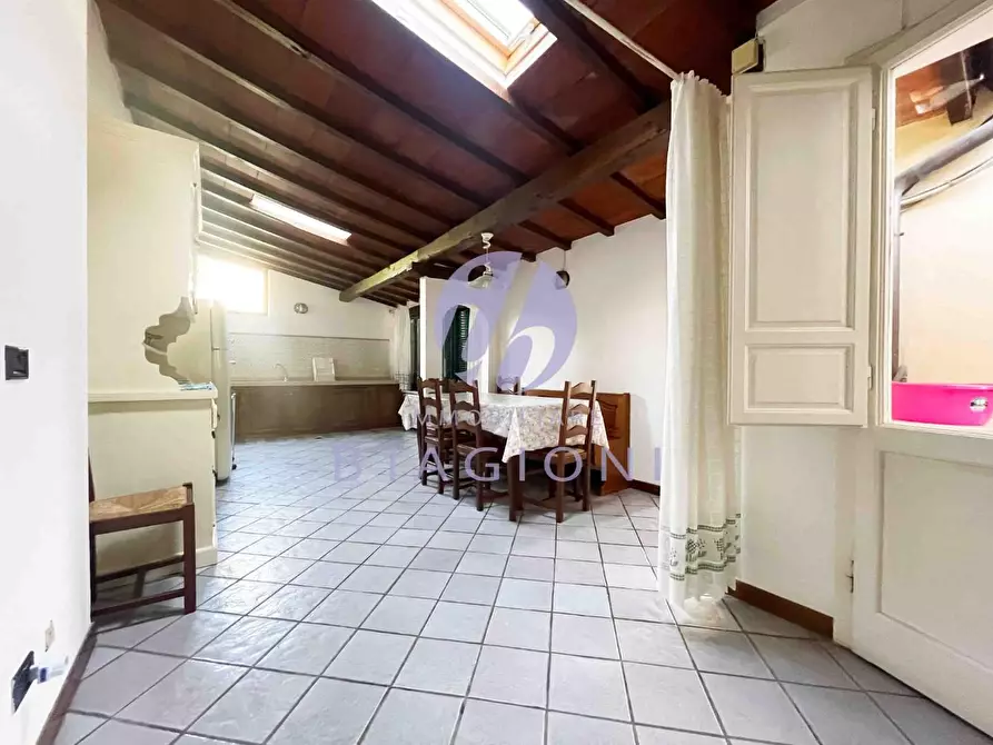 Immagine 12 di Casa bifamiliare in vendita  a Pietrasanta