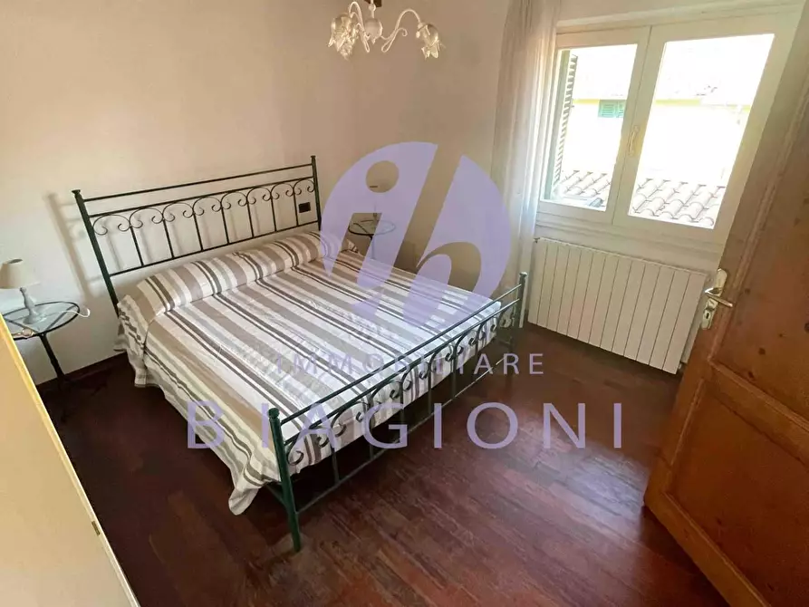 Immagine 20 di Casa bifamiliare in vendita  a Pietrasanta