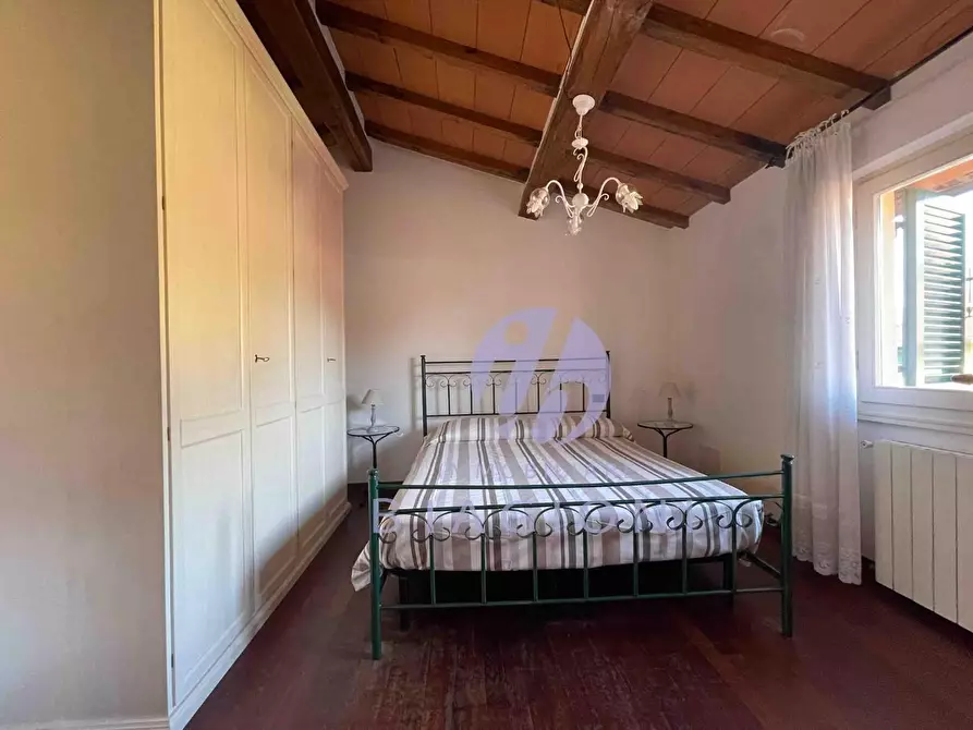 Immagine 17 di Casa bifamiliare in vendita  a Pietrasanta