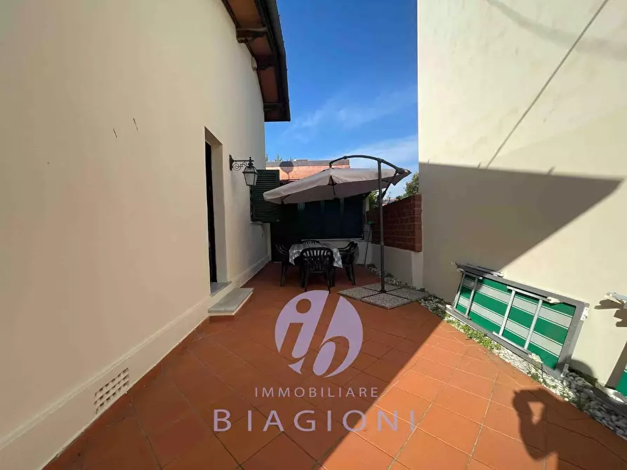 Immagine 5 di Casa bifamiliare in vendita  a Pietrasanta