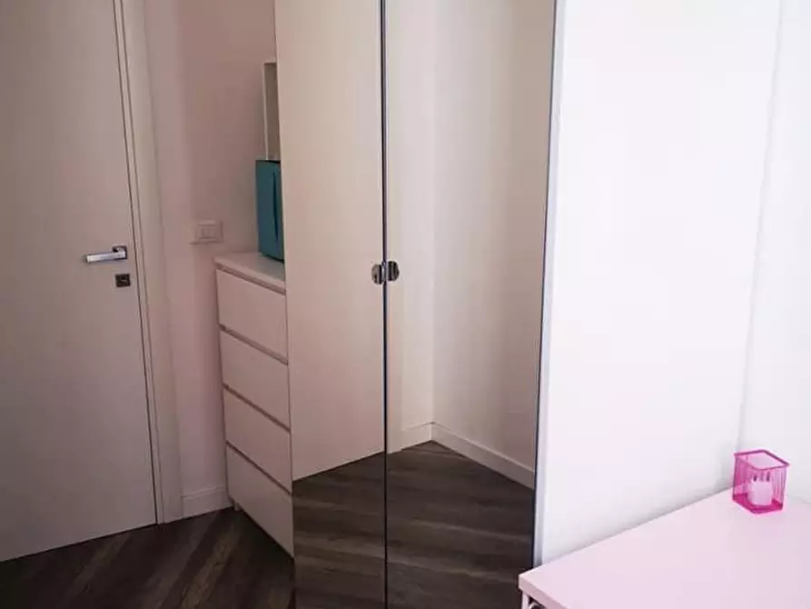 Immagine 4 di Appartamento in vendita  a Pisa