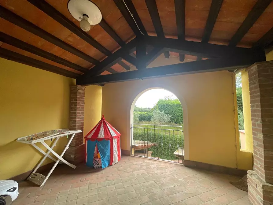 Immagine 41 di Villetta a schiera in vendita  a Crespina Lorenzana