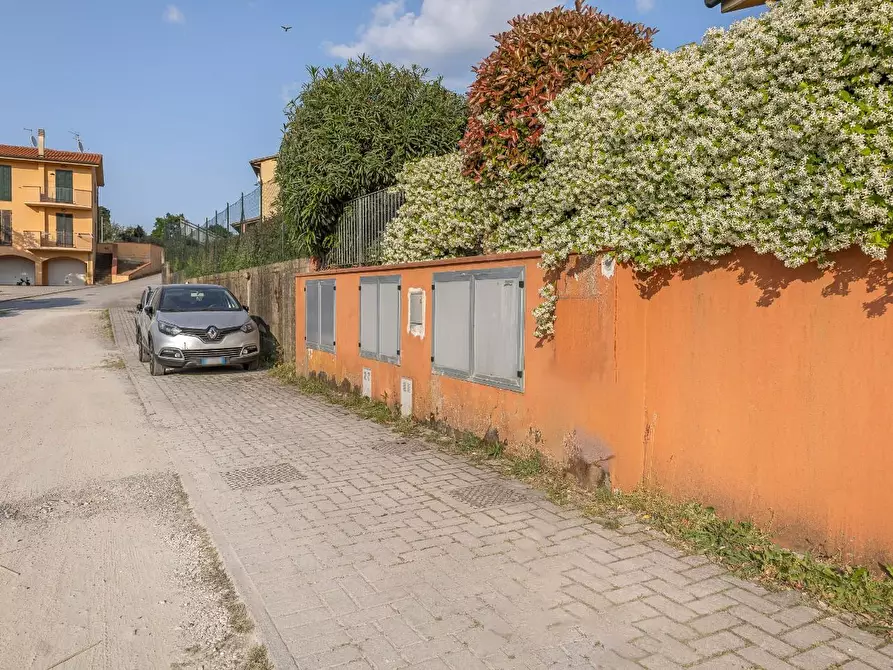Immagine 11 di Appartamento in vendita  a Santa Maria A Monte