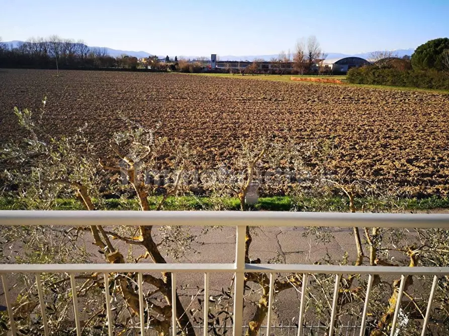 Immagine 1 di Villetta a schiera in vendita  a Campi Bisenzio