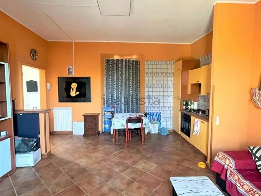 Immagine 4 di Casa semindipendente in vendita  a Massa