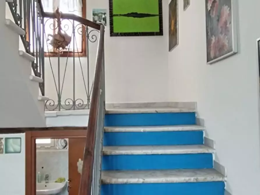 Immagine 22 di Casa semindipendente in vendita  a Massa