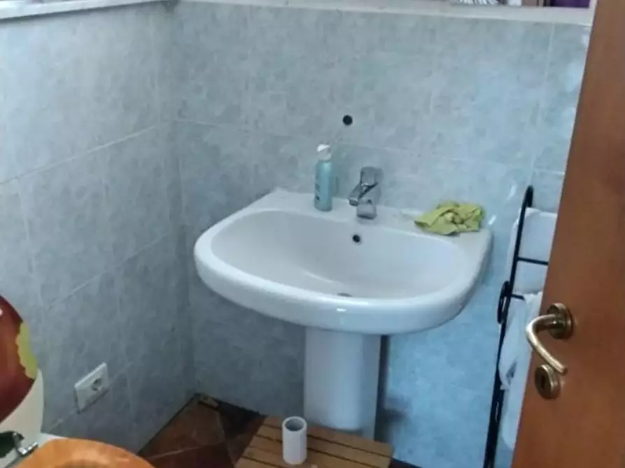 Immagine 24 di Casa semindipendente in vendita  a Massa